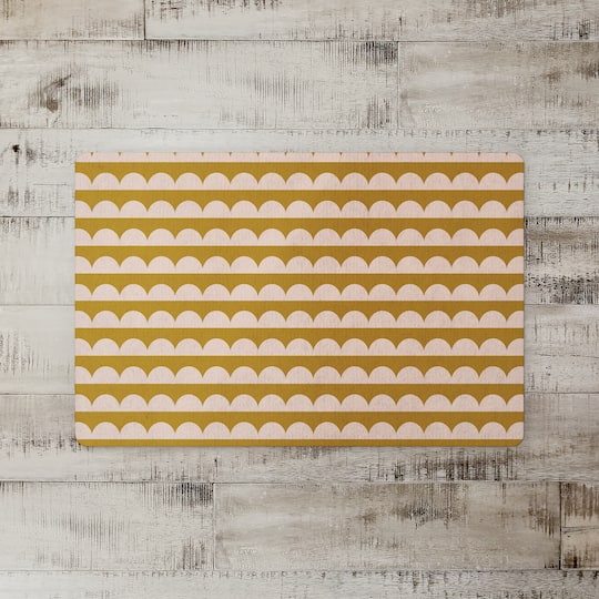 Scalloped Circle 27" x 18" Floor Mat